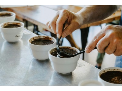 La acidez del café y la acidez de estómago, ¿están relacionadas?