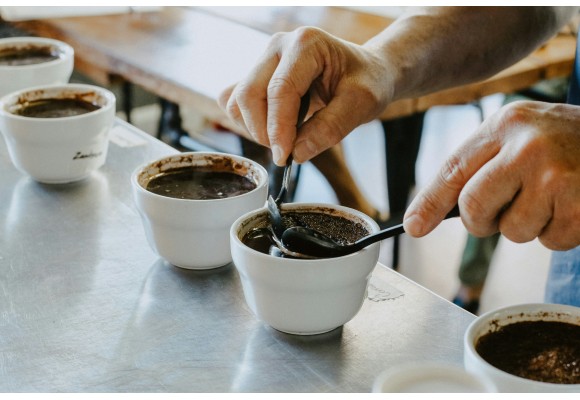 La acidez del café y la acidez de estómago, ¿están relacionadas?